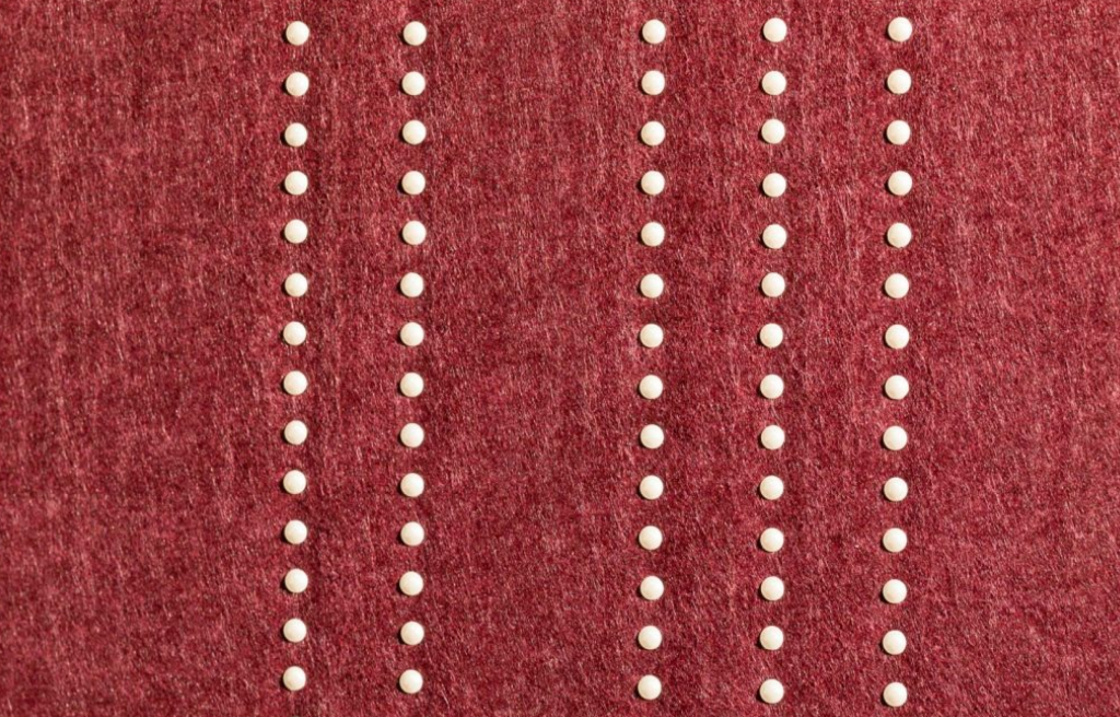 Crystal White Pearl. Panel: Burgundy